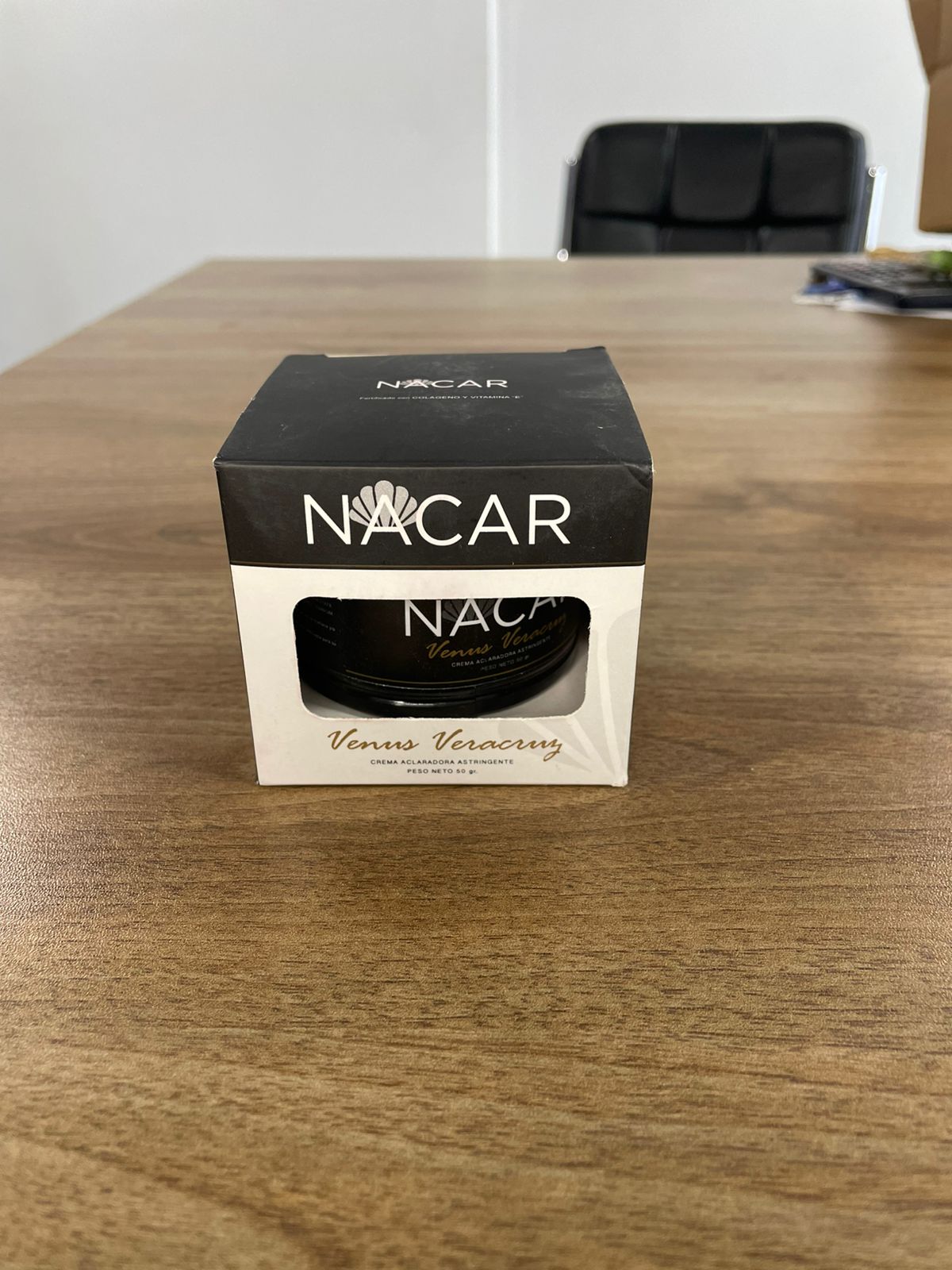 CREMA ACLARANTE DE CONCHA DE NACAR
